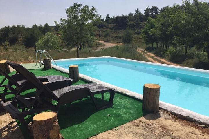 Pool 22 of 60