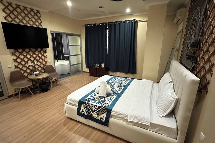 Room 3 of 61