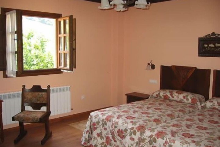 Room 5 of 59