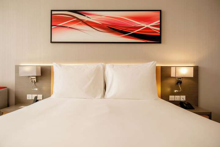 Room 7 of 46