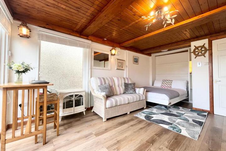 Little Penkernick- Newlyn with parking
