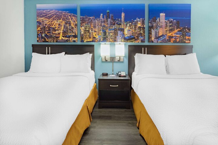 2 Double Beds (2 of 16)