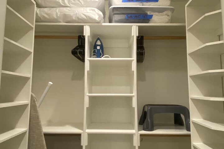 Room 33 of 426
