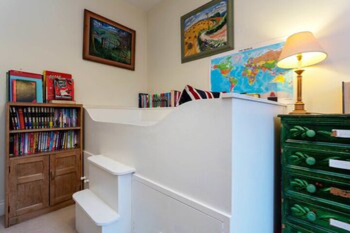 Room 16 of 20
