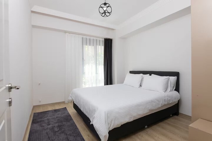 Room 4 of 22