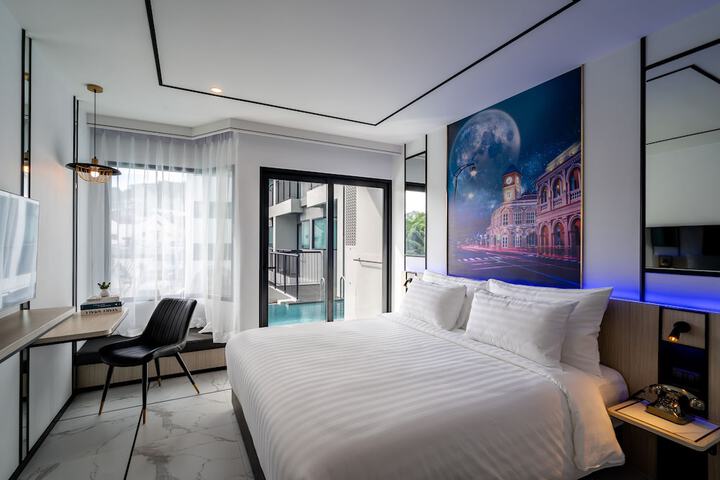 Room 11 of 46