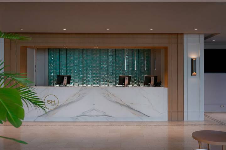 Hotel Interior 2 of 99