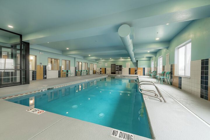 Pool Hotel