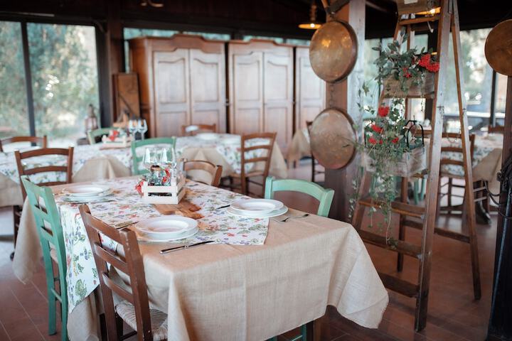 Dining 109 of 173