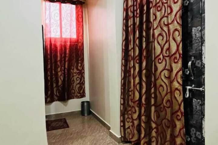 Room 2 of 12