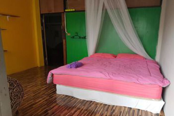 Room 22 of 43