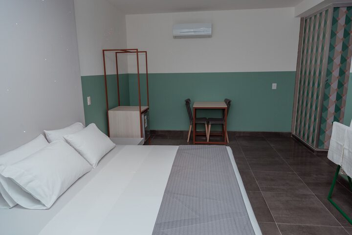 Room 64 of 118