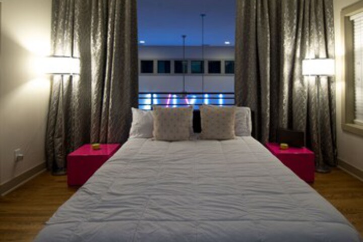 Room 27 of 30