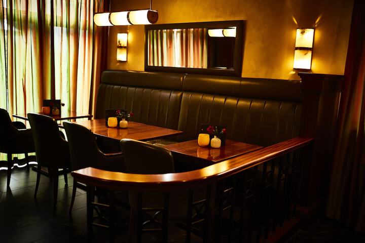 Lounge 30 of 47
