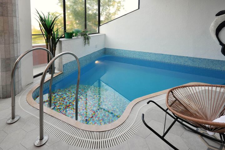 Pool 29 of 46