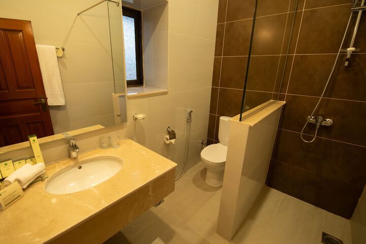 Room 20 of 27