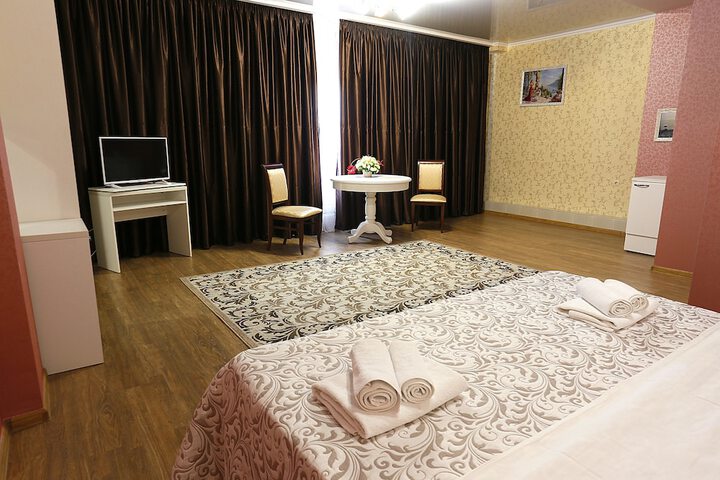 Room 18 of 36