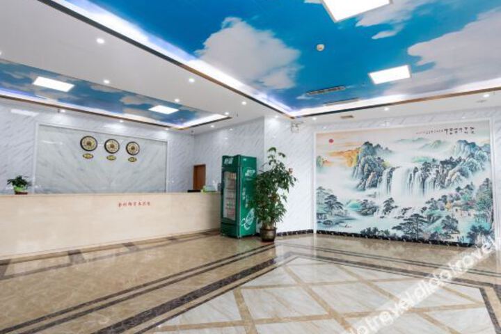 Hotel Interior 12 of 22