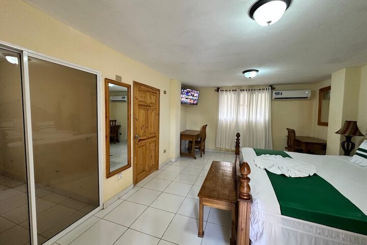 Room 26 of 116