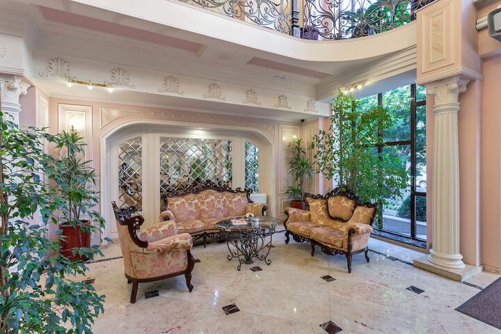 Lobby Photos