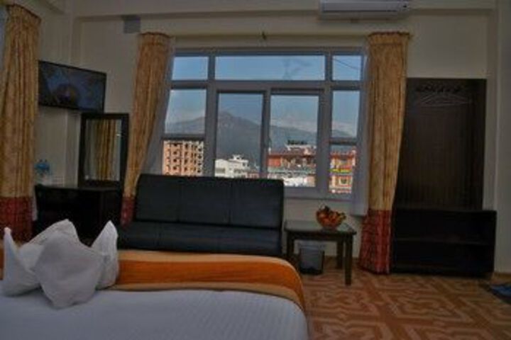 Room 45 of 70