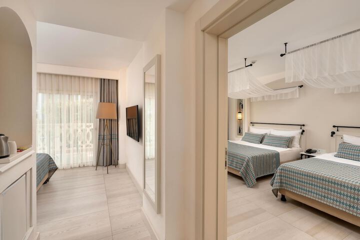 Room 42 of 171