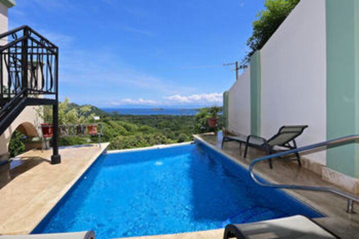 Pool 52 of 64