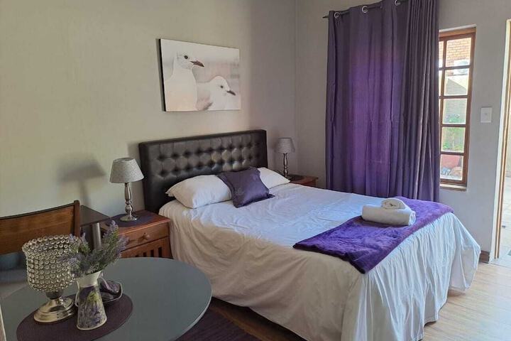 Room 27 of 105