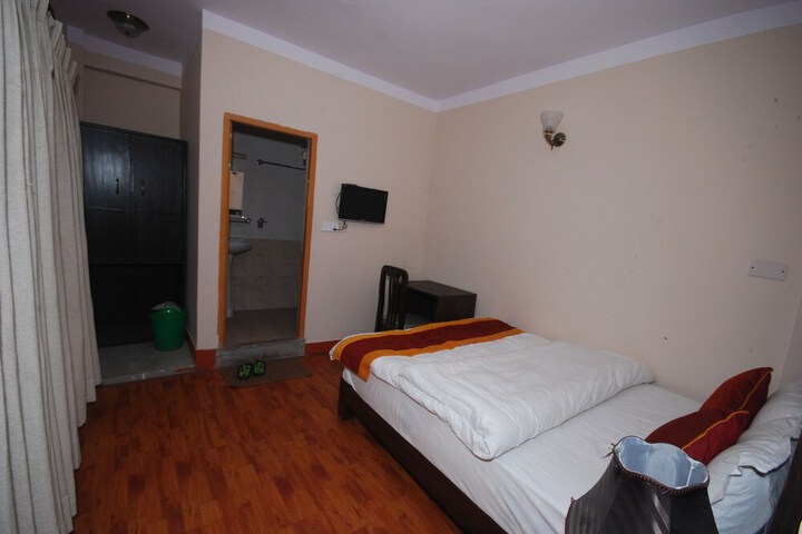 Room 15 of 47