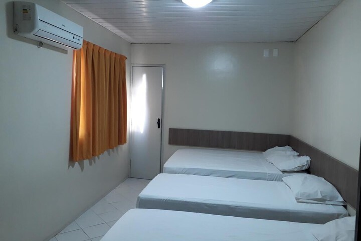 Room 10 of 17