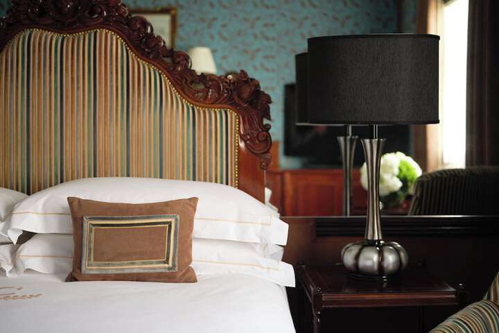 Room 25 of 113