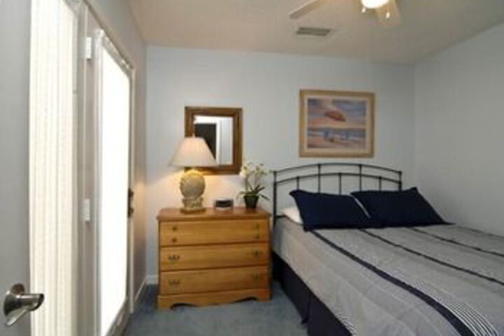 Room 16 of 37