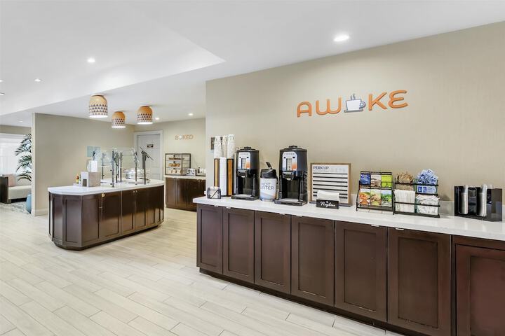 Breakfast area