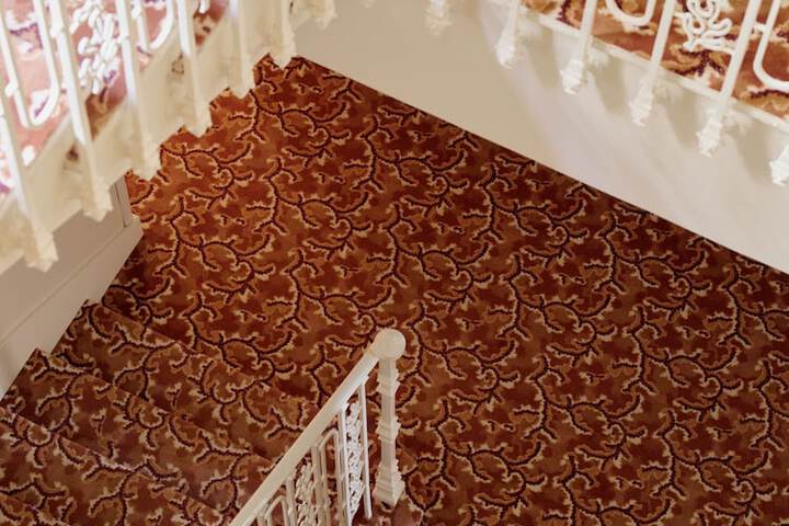 Ballroom/Hall 94 of 155