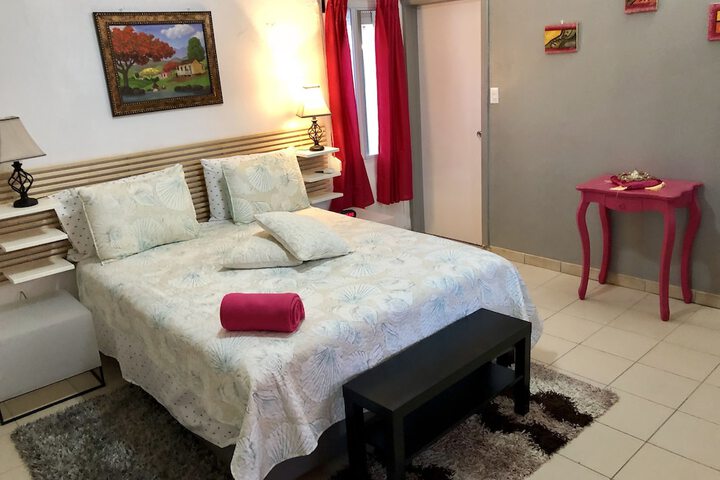 Room 4 of 14