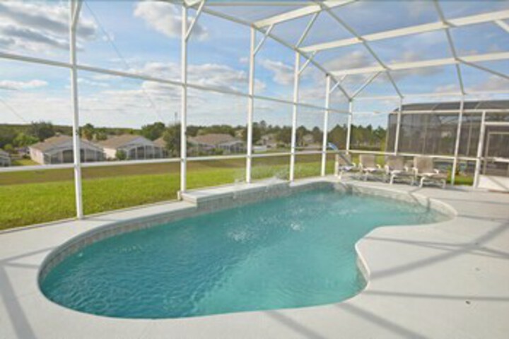 Pool 16 of 35