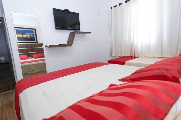 Room 6 of 14