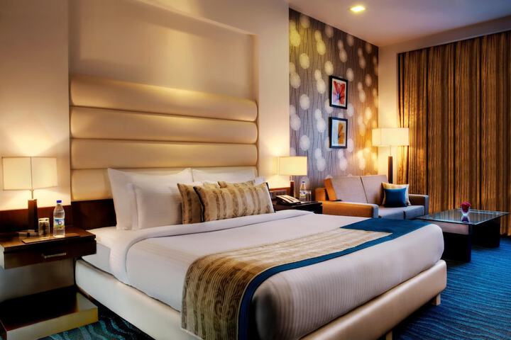 Room 2 of 24