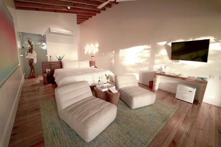 Room 15 of 99