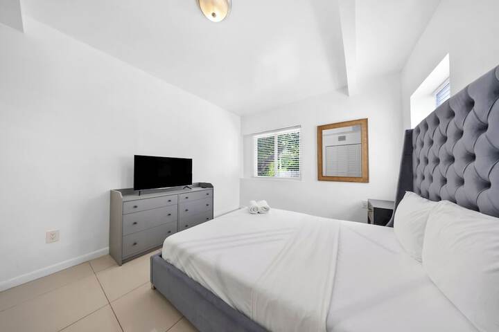 Room 16 of 65