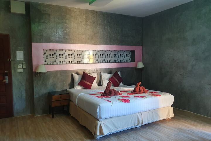 Room 10 of 60