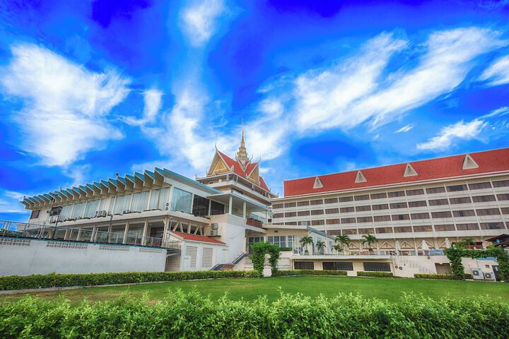 Hotel 63 of 68