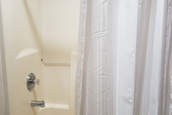 Room 47 of 65