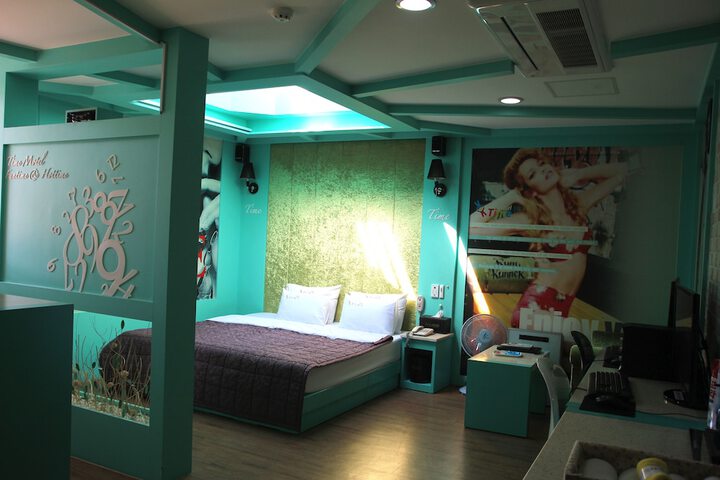 Room 66 of 84
