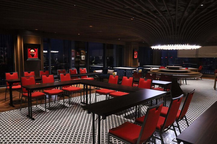 Dining 92 of 157
