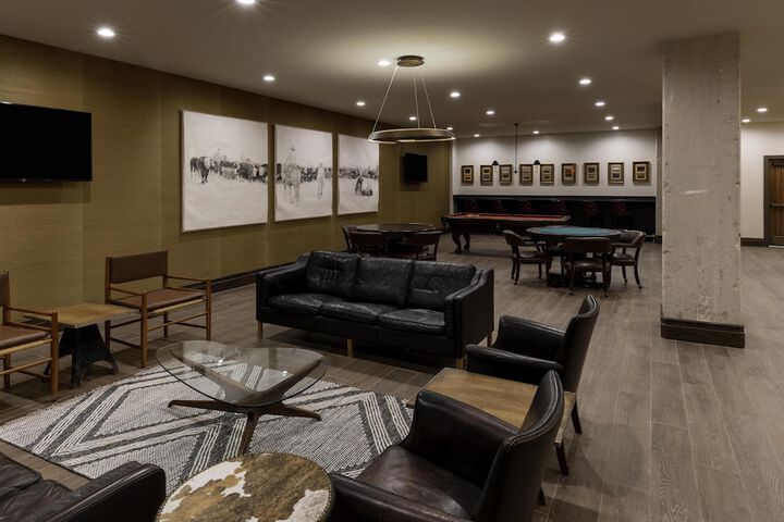 Guest Lobby