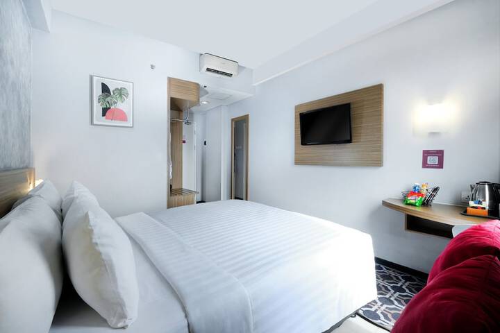 Room 14 of 35
