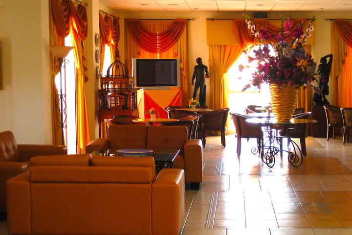Hotel Interior 4 of 87