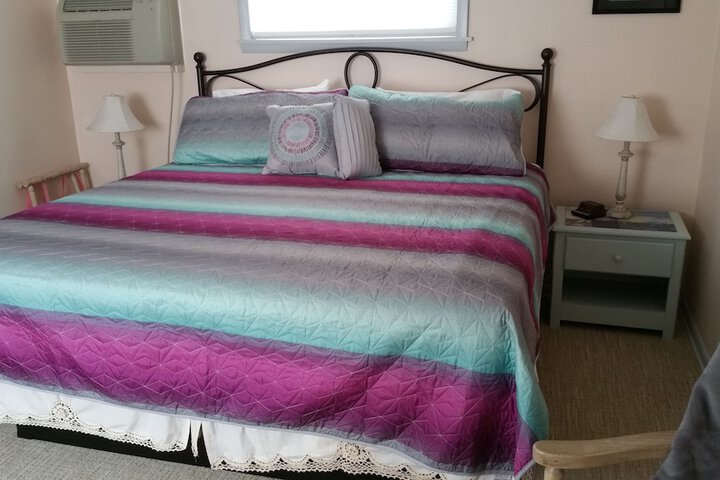 Room 4 of 24