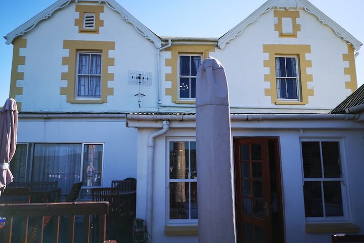 Hotel 187 of 198